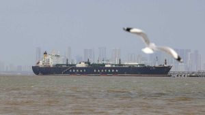 L'Iran annuncia di aver chiuso di nuovo lo Stretto di Hormuz