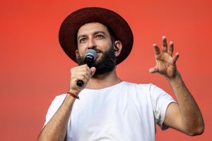 Ferrara, Vasco Brondi racconta il suo nuovo libro “Una cosa spirituale”