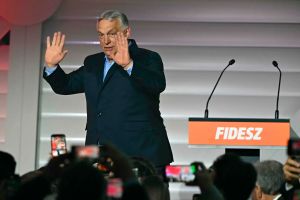 Det er utroværdigt at kritisere europæisk ytringsfrihed og samtidig hylde Orbán