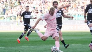 Il Cesena lotta, Pohjanpalo sentenzia. E il Palermo vince 2-0