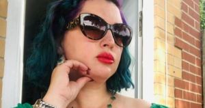 Mum-of-four honoured with service award after fatal stabbing