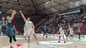 Consultinvest, che colpaccio. Successo prezioso in trasferta