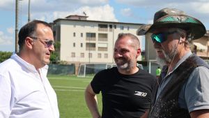 Vianese, resta l’allenatore ma se ne va il ds