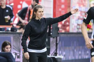 Die Trainerin und der Wal: 1. FC Union Berlin wartet auf den Anschub