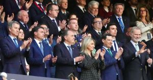 ⁠La pregunta que todo el mundo se hace sobre Feijóo y la final de Copa: 