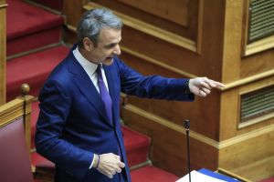 Μητσοτάκης: Θεωρεί τοξική τη… Δημοκρατία