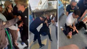 Violenza sul bus e parapiglia in strada: 16enne aggredisce passeggeri e autista e fa di tutto per farsi filmare: “L’hai fatto il video?”