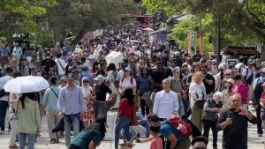 Aşırı turizm tartışması!