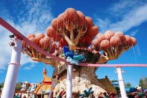 Gardaland non è più solo Gardaland: dentro la stagione 2026 tra K-pop, Minecraft e la nuova economia del divertimento