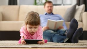 Professorer: Det har aldrig været mere relevant at tænke over fremtidens læsning