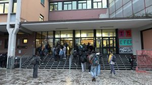 Incontro con l’Imam al Fermi: «È un progetto, presto anche due monaci buddisti»