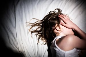 To ud af tre anbringelsessager overholder ikke lovens krav: Her er socialrådgivers tre forslag til en løsning