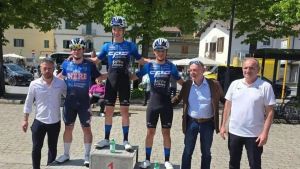 Roggi in volata fa suo il Giro della Valdigreve