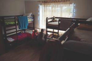 Baby prostitute: Il sistema da incubo degli affidi in Francia