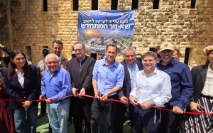 West Bank settlement of Sa-Nur reestablished, 21 years after its evacuation