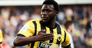 Η ΑΕΚ που δεν λύγισε ποτέ και τώρα δείχνει έτοιμη για όλα Η ΑΕΚ που δεν λύγισε ποτέ και τώρα δείχνει έτοιμη για όλα