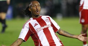 Περσινός Ολυμπιακός: Ο Μεντιλίμπαρ θα παλέψει μέχρι τέλους για τον τίτλο με τα δικά του παιδιά Περσινός Ολυμπιακός: Ο Μεντιλίμπαρ θα παλέψει μέχρι τέλους για τον τίτλο με τα δικά του παιδιά