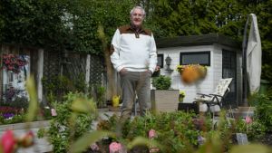 Geschrapte hulp aan vergeten armen zet Jan in vuur en vlam. ‘Dan steiger ik als een hengst’