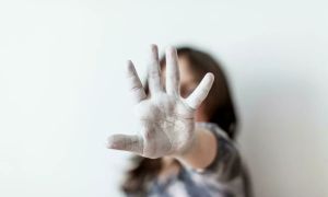 Pregon za zlorabo pastorke zastaral