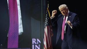 Lo storico Melloni: “Trump puntava sui cattolici. Ma con la Chiesa non è facile”