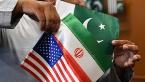 Autorski članak bivšeg premijera i šefa diplomatije Turske: Bilateralni pregovori SAD i Irana neće doneti mir, nešto drugo bi moglo