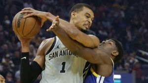 Oklahoma uspešna na startu plej-ofa, Vembanjama postao rekorder u trijumfu San Antonija nad Portlandom