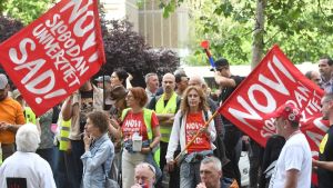 Više od 400 članova akademske zajednice pisalo Senatu Univerziteta u Novom Sadu zbog prigovora na reizbor profesora Vladimira Mihića