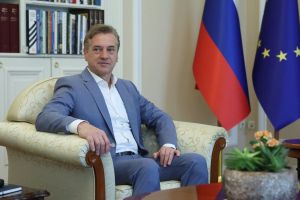 (REKLI SO) Lenart Žavbi: Če bo, bo Golob dober šef opozicije, tudi to dolžnost bo za državo sprejel