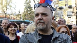 Kako je Nikola Kojo prestao da peva pod tušem: Muzička predstava velikog glumca i benda Girls, Boys & Toys u mts Dvorani