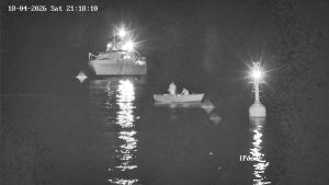 Calavano reti per pescare nell'area marina protetta