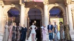 Montecatini: moda da sogno sulla scalinata del Palazzo Comunale
