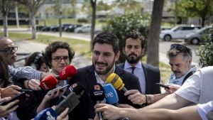 Vox avanza en Aragón un pacto 