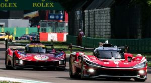 Ferrari e Toyota danno spettacolo ad Imola per l'apertura del WEC: i giapponesi precedono di un soffio la Rossa