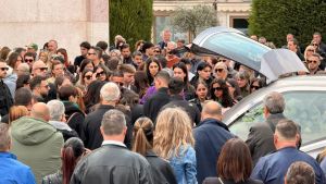 I funerali a Maerne di Ketty Montagner, morta a 52 anni in un incidente sull'A13