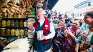 Opinion | The 'Jhal Muri' Gambit: How PM Modi's Snack Break Aims To Reset 'Bengali Identity' Narrative