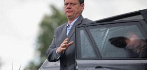 Afinal, para quem o governo Tarcísio trabalha?