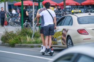 Nach Tragödie in Berlin: Wie die neuen E-Scooter-Regeln Unfälle verhindern sollen