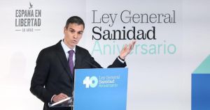 Sánchez insta a los gobiernos del PP a blindar la sanidad pública y anuncia una inversión de 30 millones para la detección del cáncer