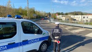 Urta ciclista e fugge, rischia 8 anni di carcere