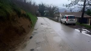Lavori sulle strade: avanti piano