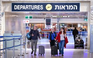 Israeli airlines accused of reselling stranded customers’ seats for wartime windfall