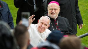 Hedra Franciskus – rädda barnen i Gaza