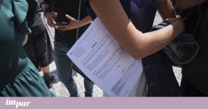 Que conhecimento conta na escola?