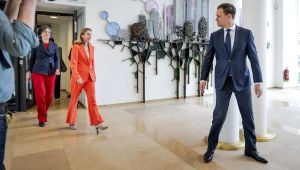 Het land staat aan de vooravond van de grootste energiecrisis ooit en premier Jetten is nergens te bekennen