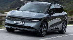 Zeekr sbarca in Italia alla Design Week: l'eccellenza tecnologica cinese vestita dal raffinato stile europeo