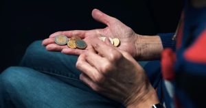 Warken löscht nicht, sie gießt Öl ins Feuer