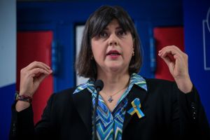 Bine ai venit Laura – Καλώς ήρθατε Λάουρα, σαν στο σπίτι σας…