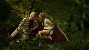 Izašao je trejler za „Moss & Freud“, film o neobičnom odnosu supermodela i Frojdovog unuka