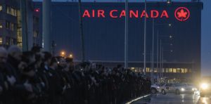 Michael Rousseau et le français : les trois quarts des commentaires dans les médias canadiens sont négatifs envers le Québec, selon une étude