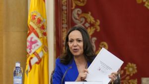 A la Moncloa se le atraganta María Corina Machado